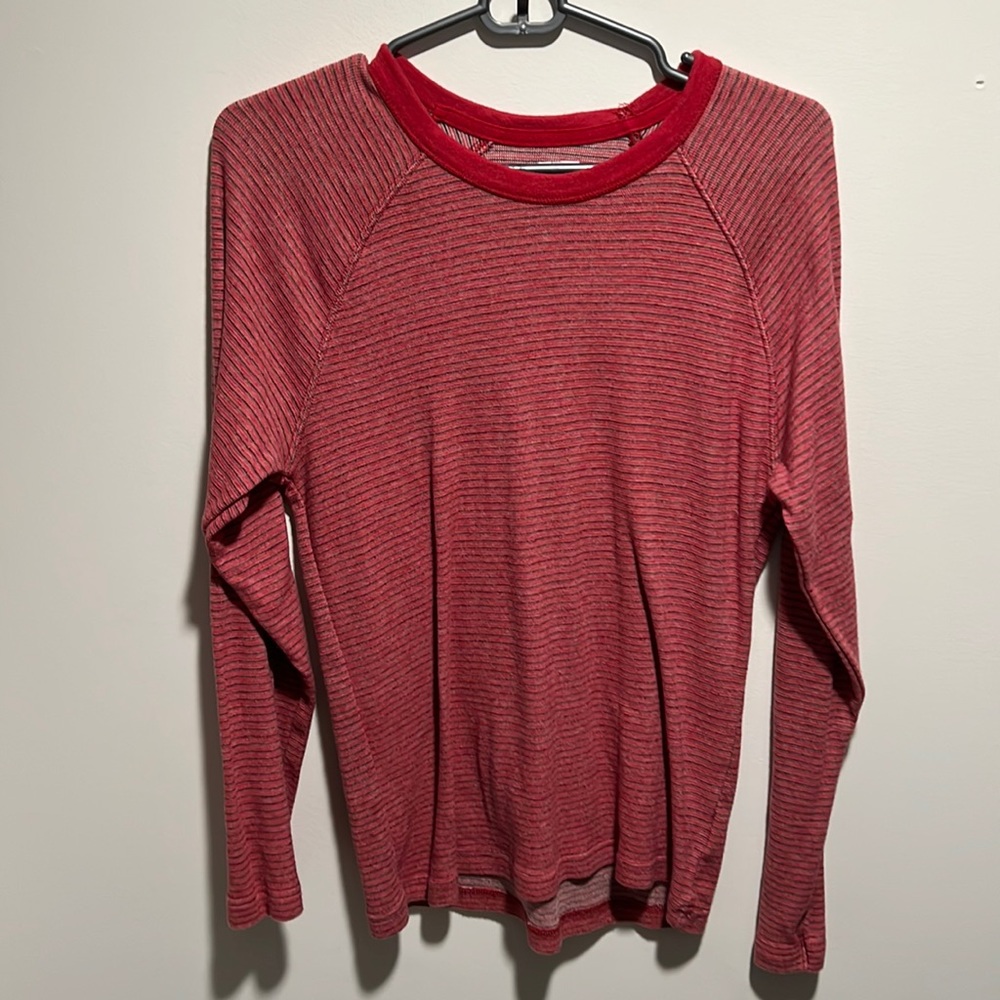 Gap red striped long sleeve shirt XS